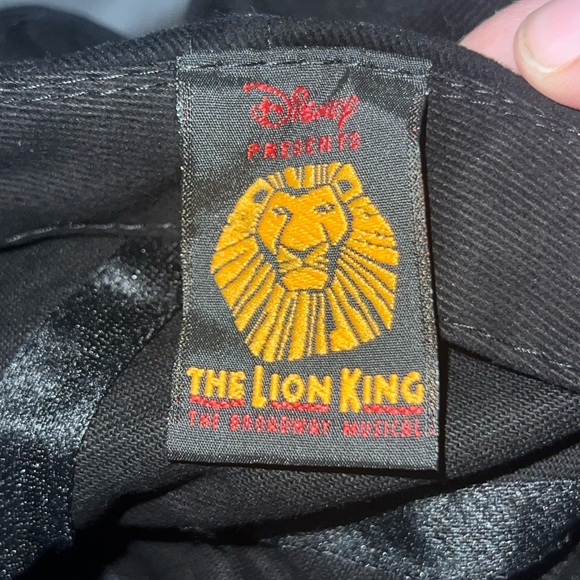 Like New The Lion King Broadway Musical VIP Hat_ Set of 2! - Picture 4 of 4